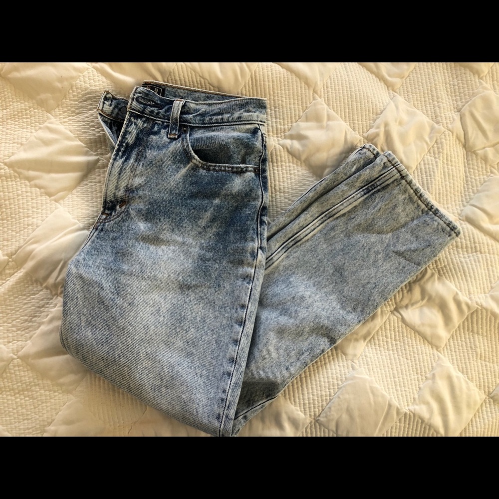 Acid Wash jeans